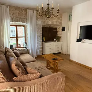  Apartment Di Piazza